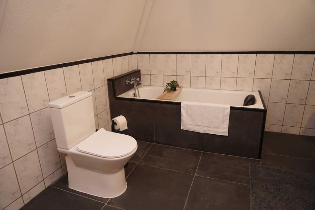 Ruim Appartement In Utrecht. Dış mekan fotoğraf